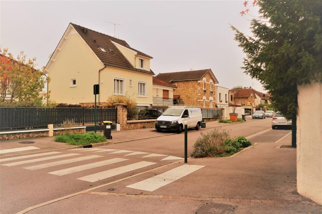 Appartement Cosy Proche Disney Vaires-sur-Marne Esterno foto